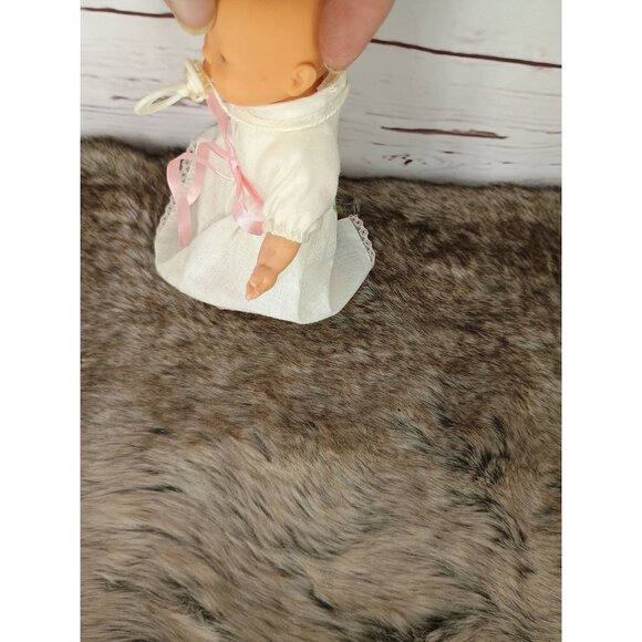 b.b. Made In Spain Vintage Newborn Baby Girl 6" Doll White Dress Pink‎ Ribbon - Picture 4 of 5